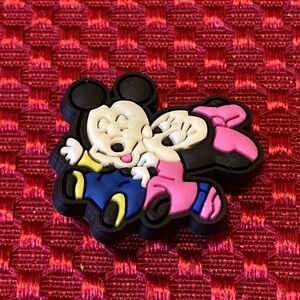 🔥 Bundle 4 For $7 Croc Charms